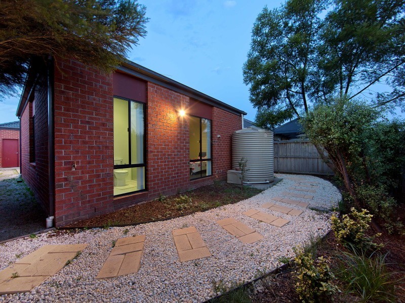 17 Aspendale Place, Lyndhurst VIC 3975