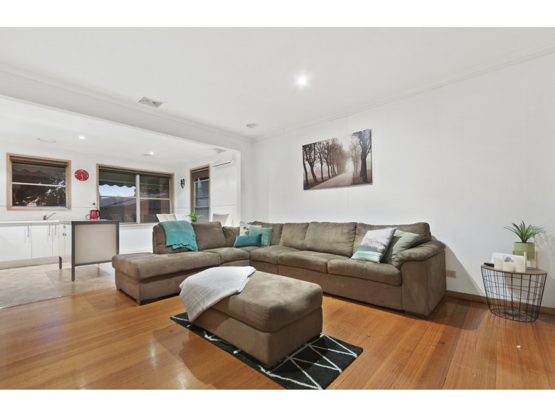 3 Lobator Street, Frankston North VIC 3200