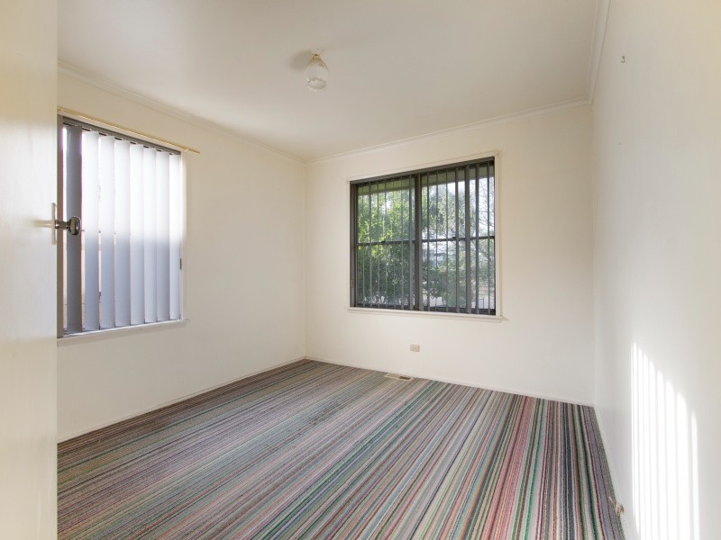 24 Forster Avenue, Frankston North VIC 3200