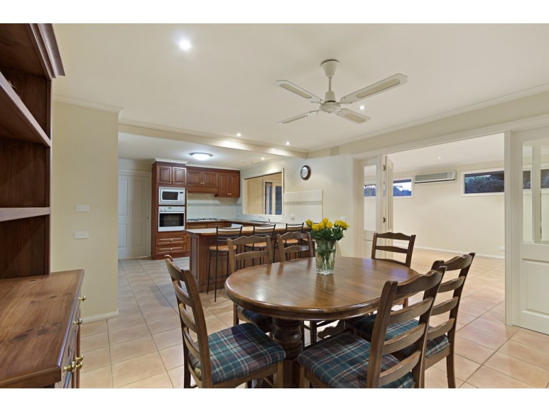 10 Shelbury Place, Frankston South VIC 3199