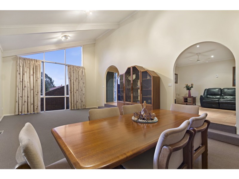 10 Shelbury Place, Frankston South VIC 3199