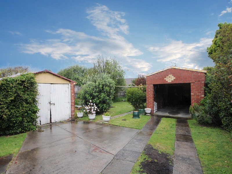 19 Dell Road, Frankston VIC 3199