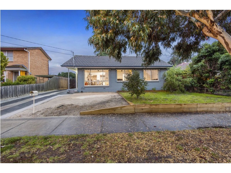 21 Armata Crescent, Frankston North VIC 3200