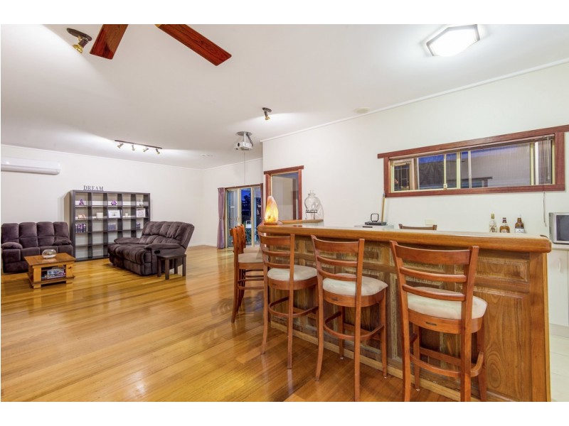 21 Armata Crescent, Frankston North VIC 3200