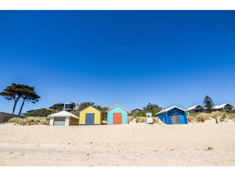 Bathing Box 10 Frankston Foreshore, Frankston VIC 3199
