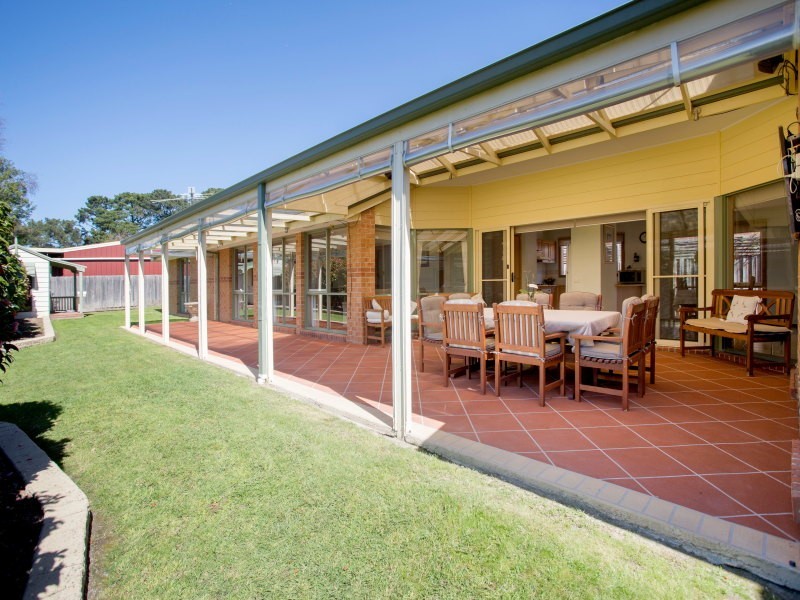 6 Highland Drive, Frankston South VIC 3199