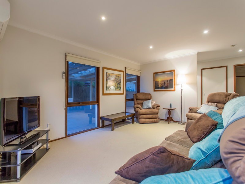 9 Minton Drive, Frankston VIC 3199