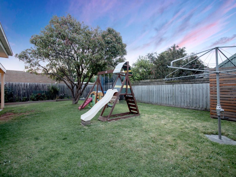 9 Minton Drive, Frankston VIC 3199