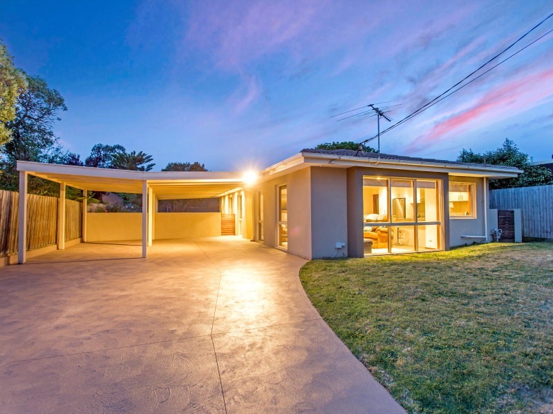 9 Minton Drive, Frankston VIC 3199