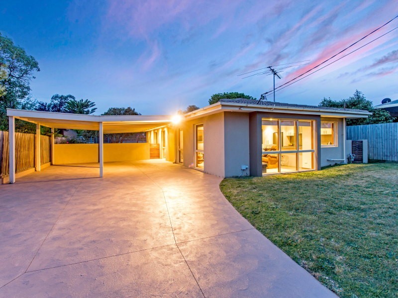 9 Minton Drive, Frankston VIC 3199