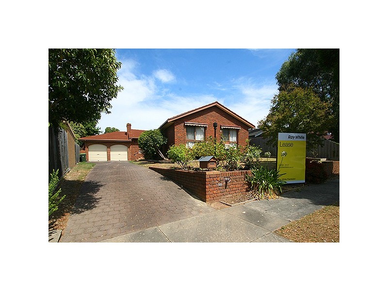 4 Ellesmere Court, Frankston VIC 3199