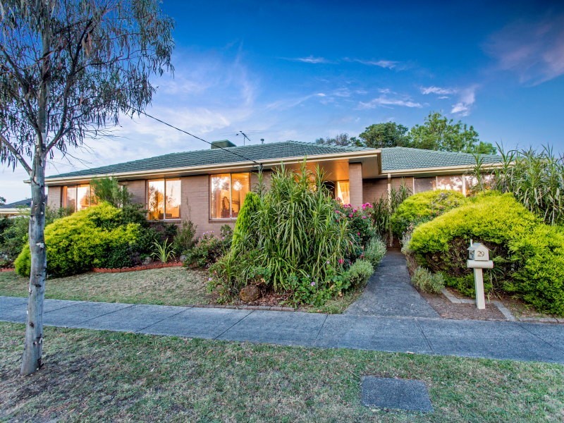 29 Naranga Crescent, Frankston VIC 3199