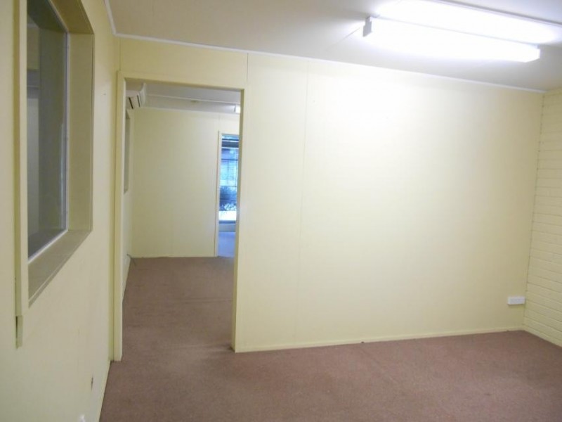 2/78 Parkhurst Drive, Knoxfield VIC 3180