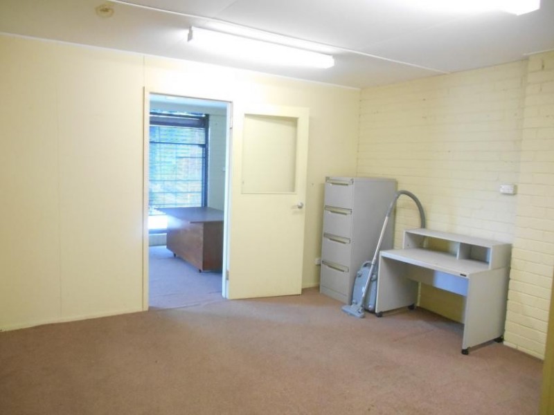 2/78 Parkhurst Drive, Knoxfield VIC 3180