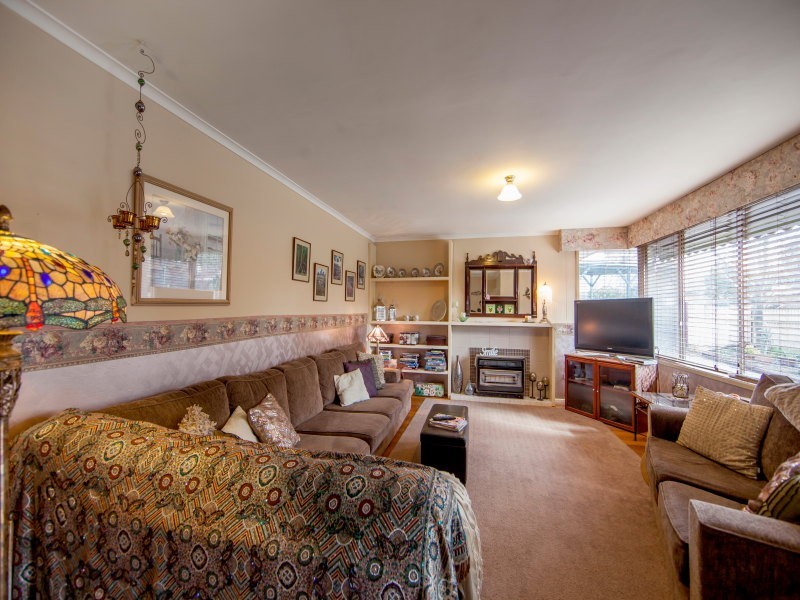 4 Birch Grove, Frankston VIC 3199