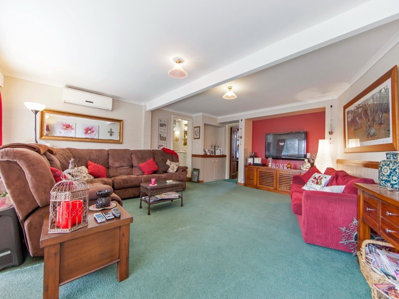 4 Birch Grove, Frankston VIC 3199