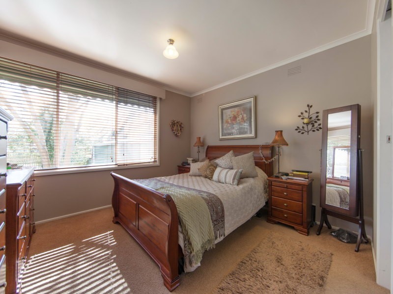 4 Birch Grove, Frankston VIC 3199