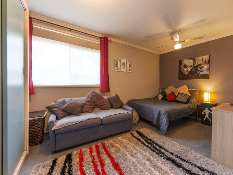 4 Birch Grove, Frankston VIC 3199