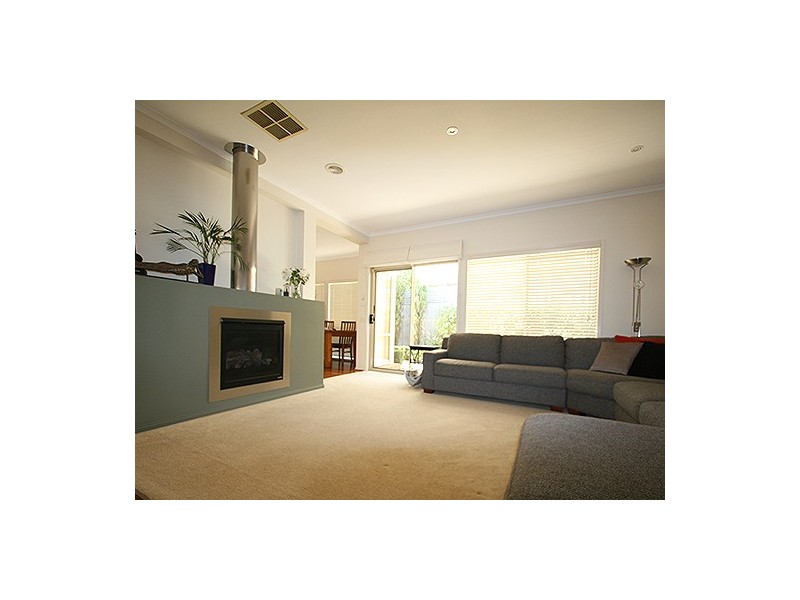 7 Orchid Avenue, Mornington VIC 3931