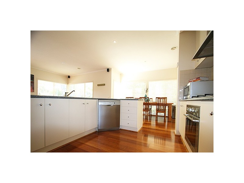 7 Orchid Avenue, Mornington VIC 3931