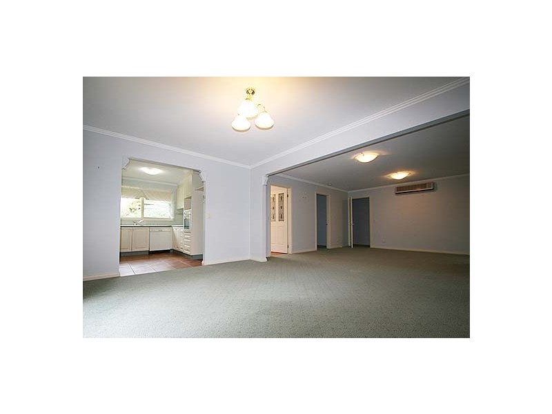 2a Scoble Street, Frankston South VIC 3199