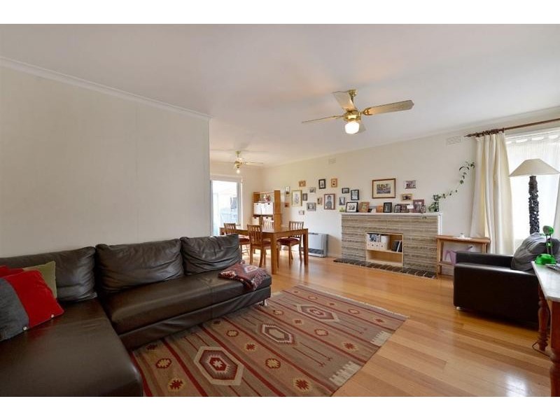 13 Torquay Avenue, Seaford VIC 3198