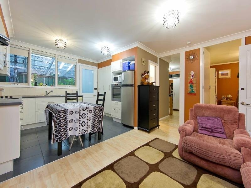 2/16 Carder Avenue, Seaford VIC 3198