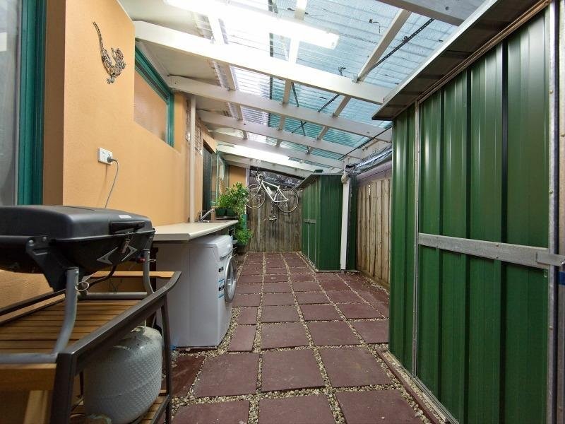 2/16 Carder Avenue, Seaford VIC 3198