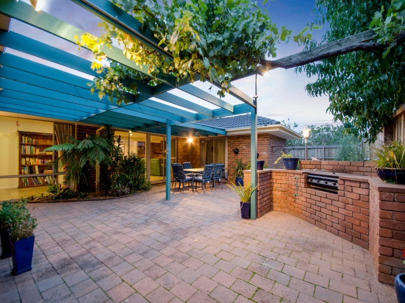 30 Coolibar Avenue, Seaford VIC 3198