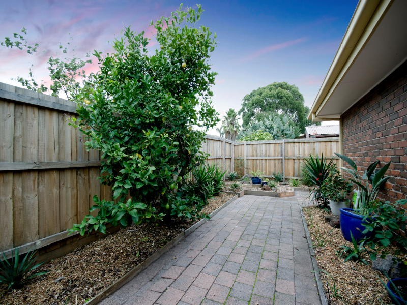 30 Coolibar Avenue, Seaford VIC 3198