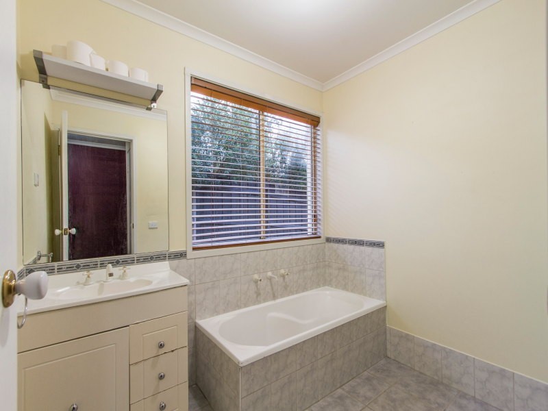 14 Sunrise Court, Carrum Downs VIC 3201