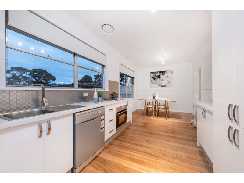 17 Windoo Street, Frankston North VIC 3200