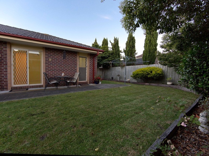 9 Barclay Avenue, Frankston VIC 3199