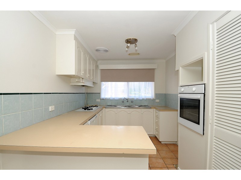 1 Lochaber Avenue, Frankston VIC 3199