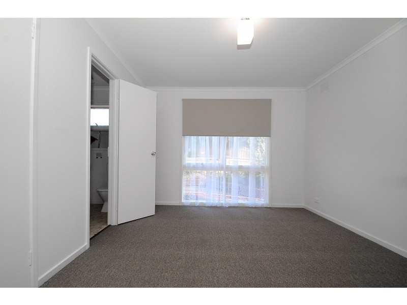 1 Lochaber Avenue, Frankston VIC 3199