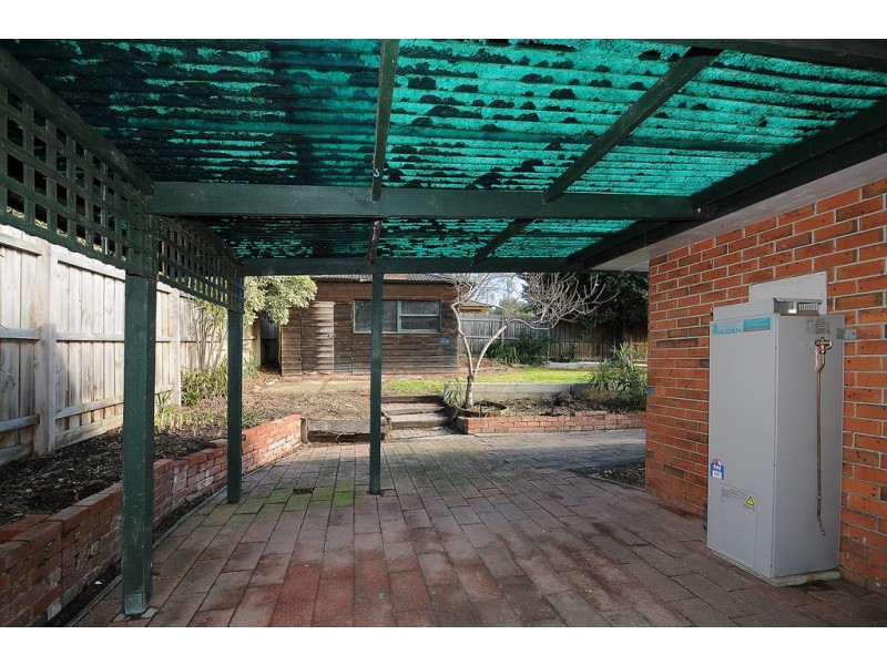 1 Lochaber Avenue, Frankston VIC 3199