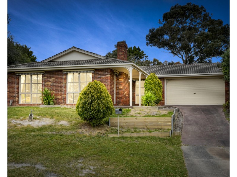 11 Eileen Court, Langwarrin VIC 3910