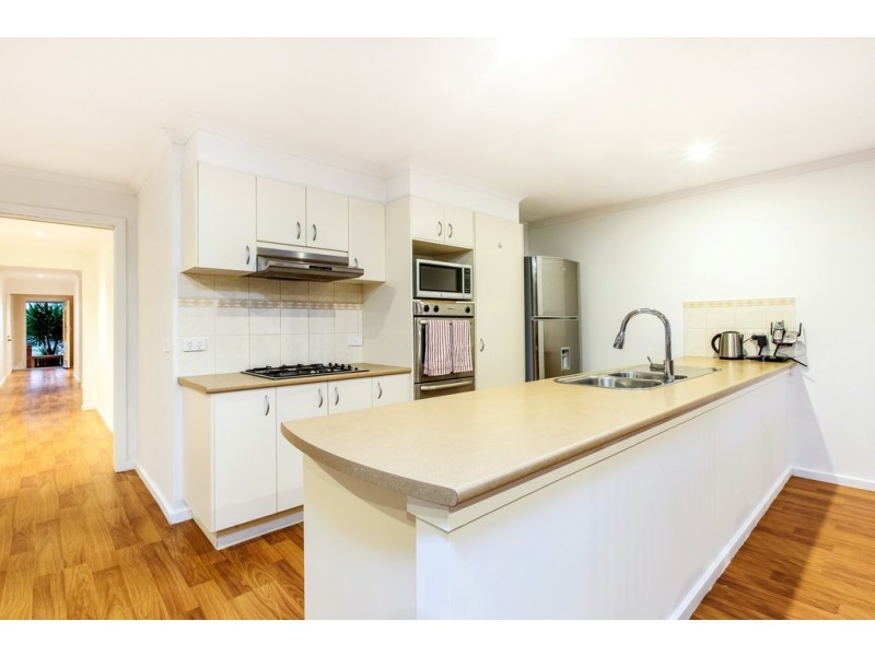 14 Wesley Close, Skye VIC 3977