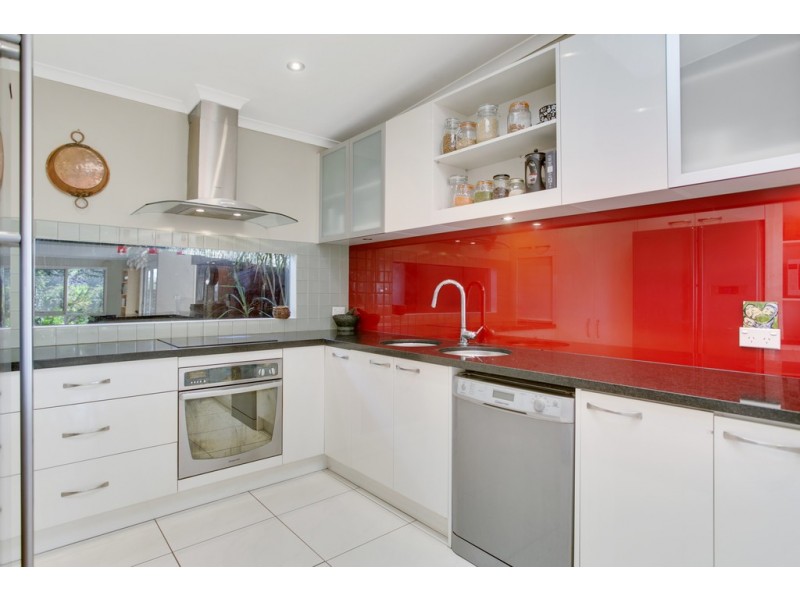 2 Harcourt Avenue, Frankston South VIC 3199