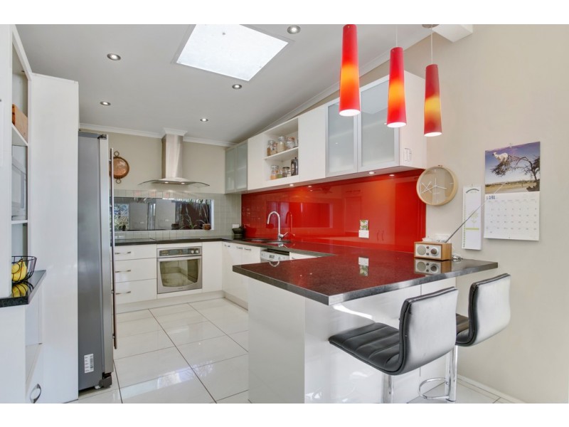 2 Harcourt Avenue, Frankston South VIC 3199