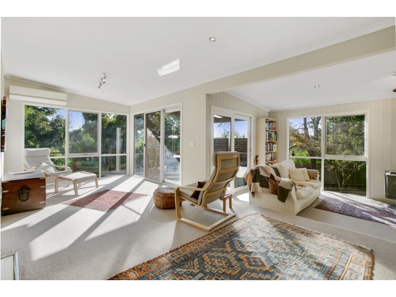 2 Harcourt Avenue, Frankston South VIC 3199