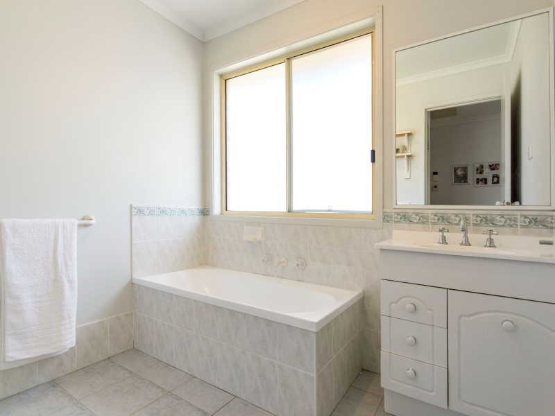 11 Fernwren Place, Carrum Downs VIC 3201