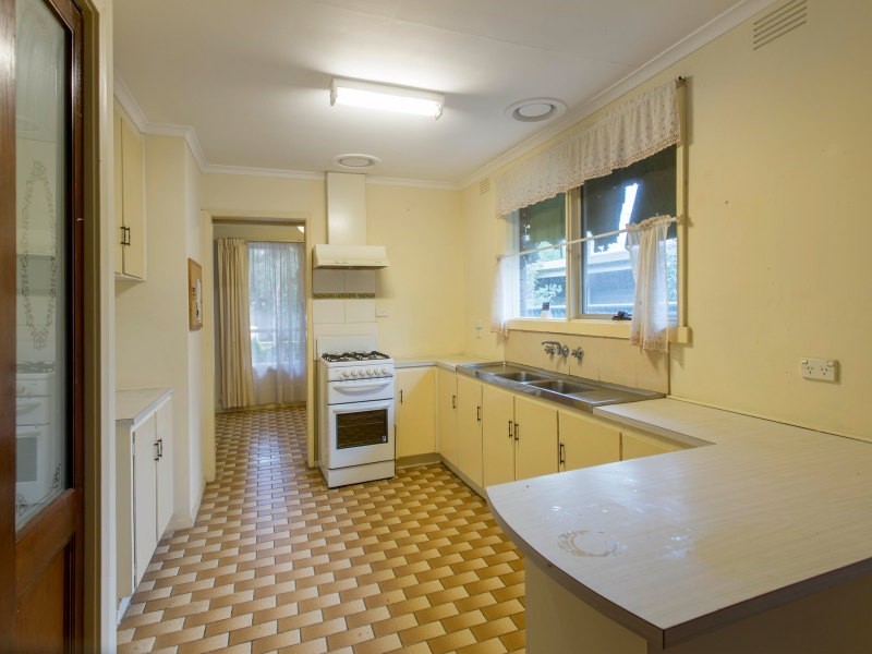 6 Elliot Street, Seaford VIC 3198