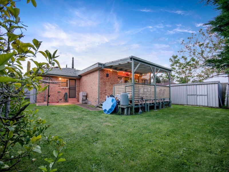 62 Dunsterville Crescent, Frankston VIC 3199