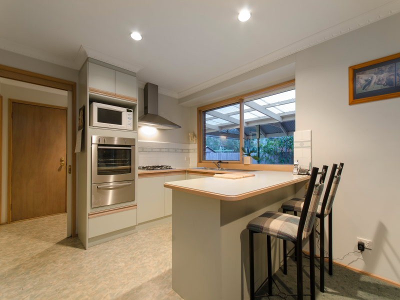 32 Hunt Drive, Seaford VIC 3198