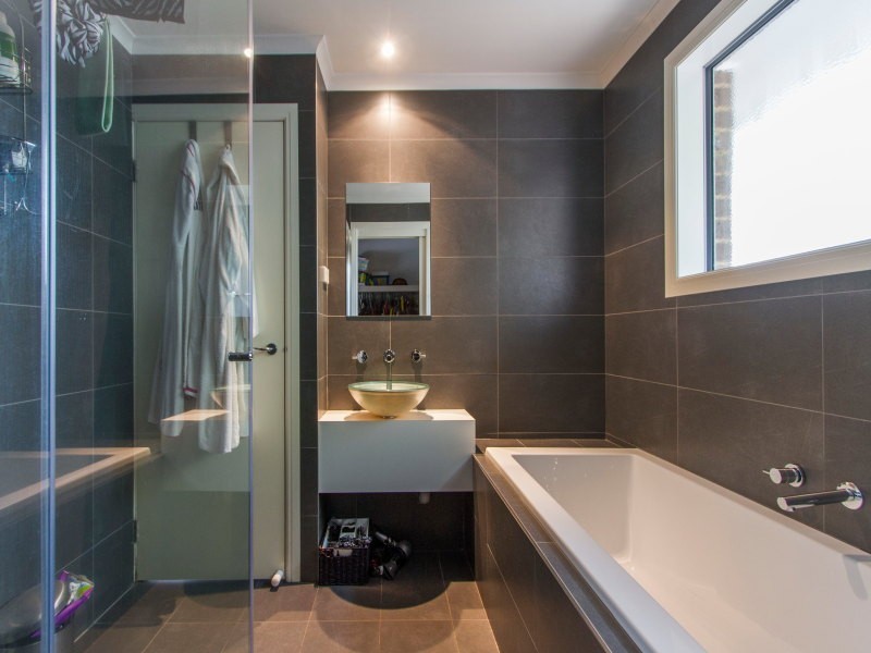 2A Olive Grove, Frankston VIC 3199