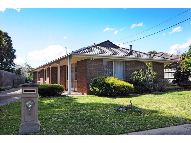 4 Fay Street, Seaford VIC 3198
