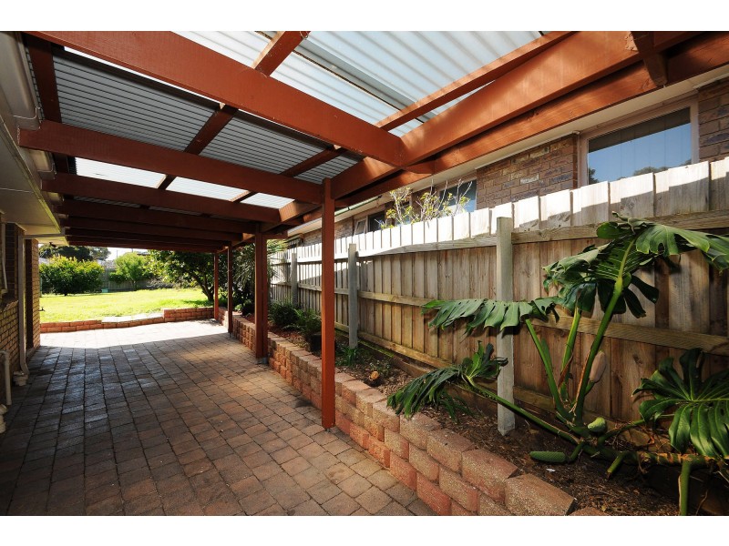 4 Fay Street, Seaford VIC 3198