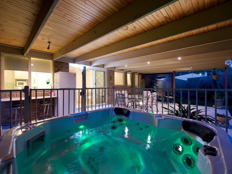 10 Terrence Drive, Cranbourne North VIC 3977