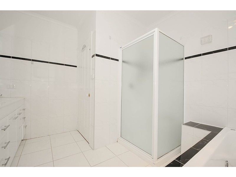 1 Aleppo Crescent, Frankston North VIC 3200